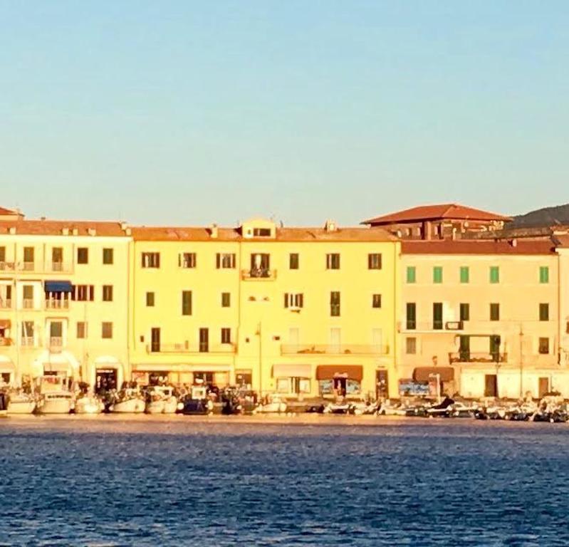 Le Stanze Sul Mare Hotel Portoferraio Exterior foto